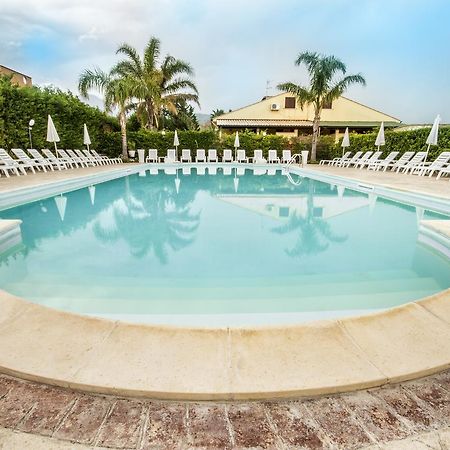 Paradise Beach Camera Mansardata Vicino Cefalu Piscina Aperta Кампофеличе ди Рокела Екстериор снимка