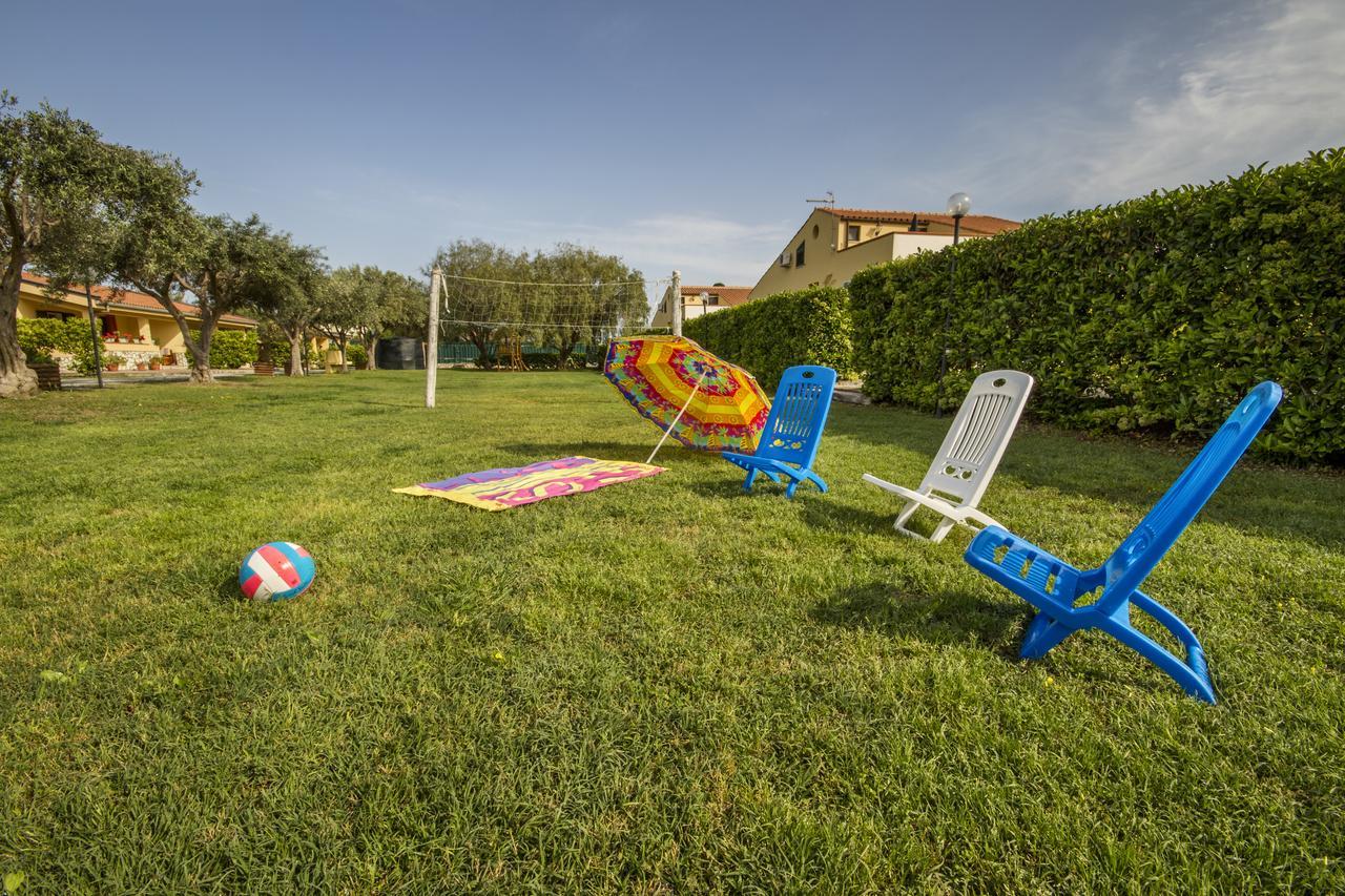 Paradise Beach Camera Mansardata Vicino Cefalu Piscina Aperta Кампофеличе ди Рокела Екстериор снимка